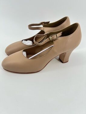 Capezio Mary Jane's Women's Size 8W NWOT Nude /Tan Color